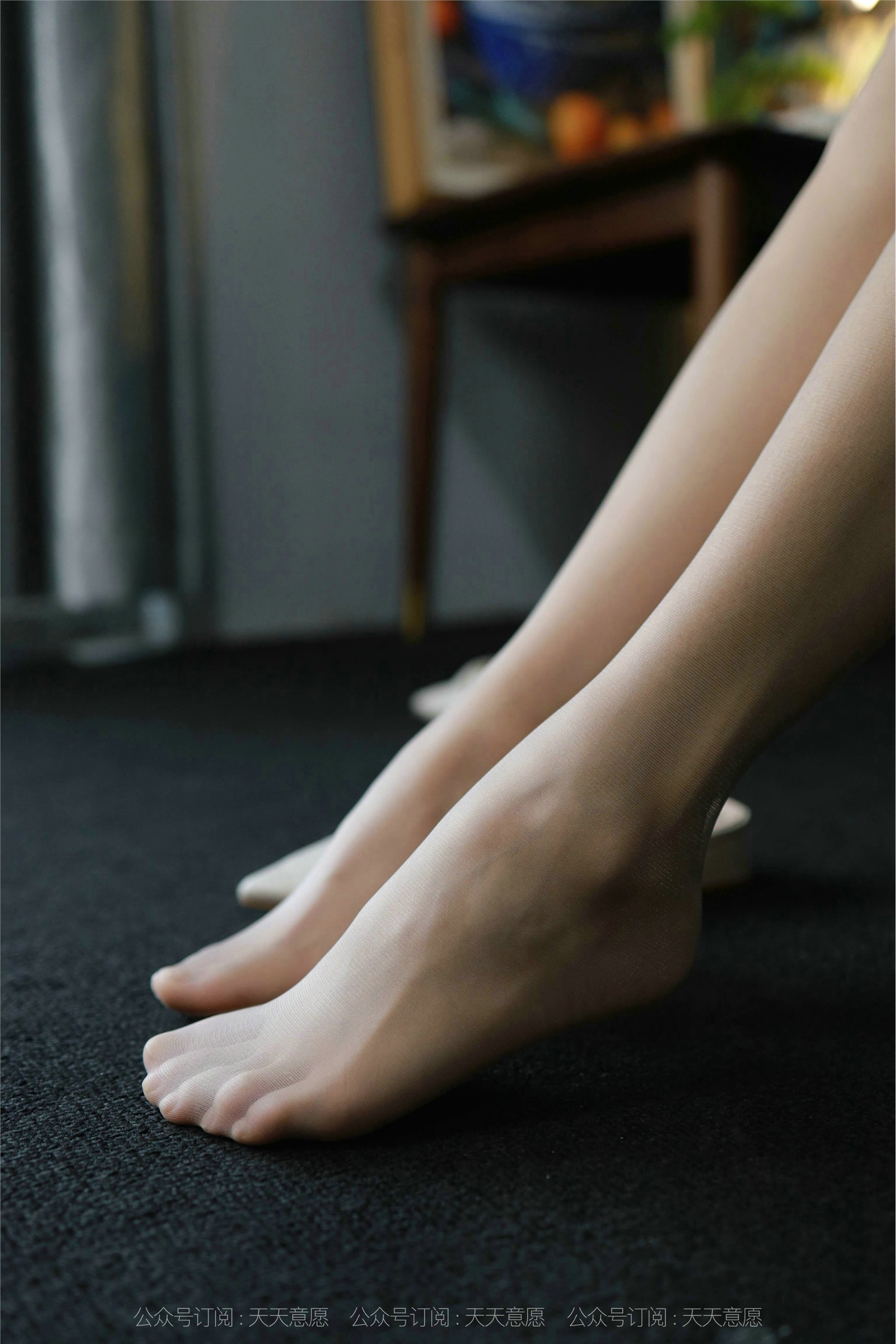 IESS异思趣向  2021.08.19 丝享家894：婉苹《温柔的碎花裙》